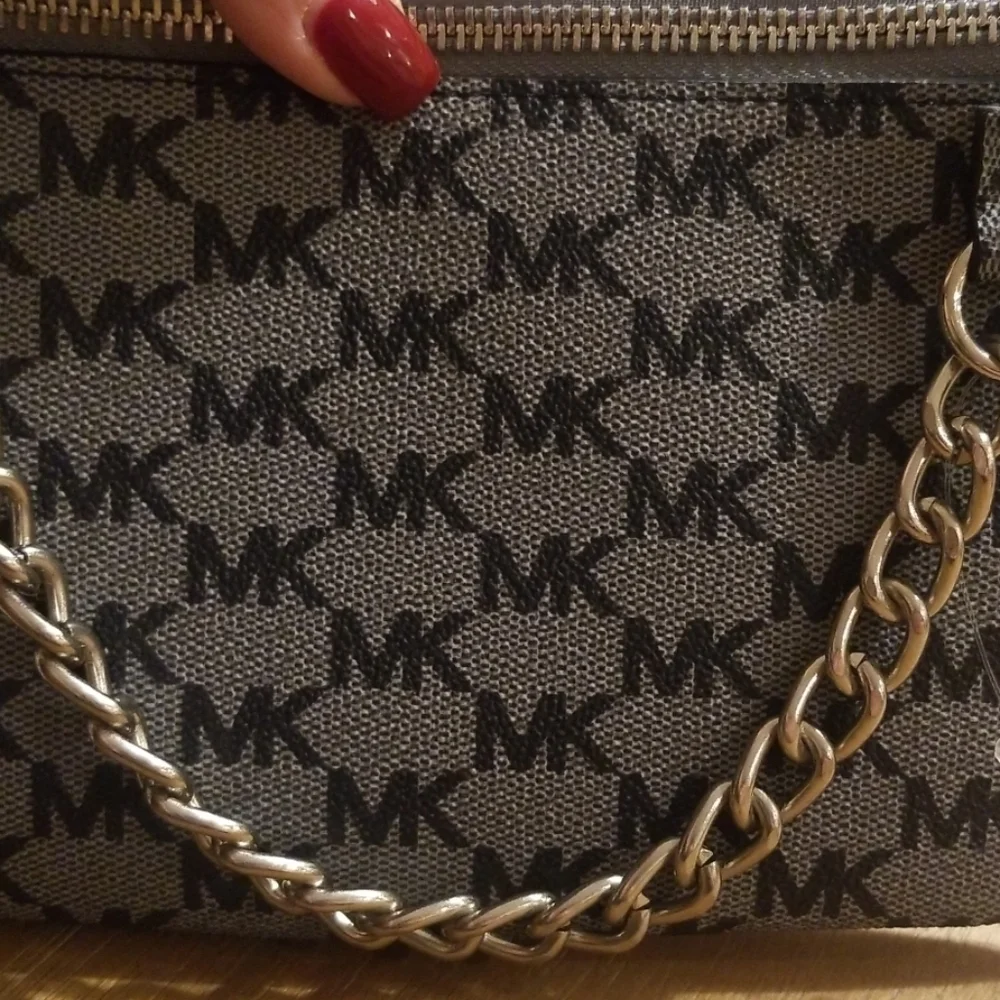 Michael Kors 554131 Pull Chain Belt Bag NWT